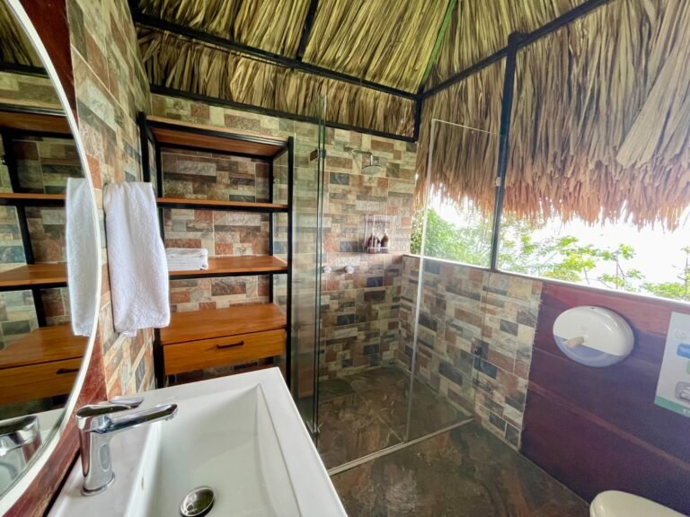 BAÑO SUITE ROMANTICA